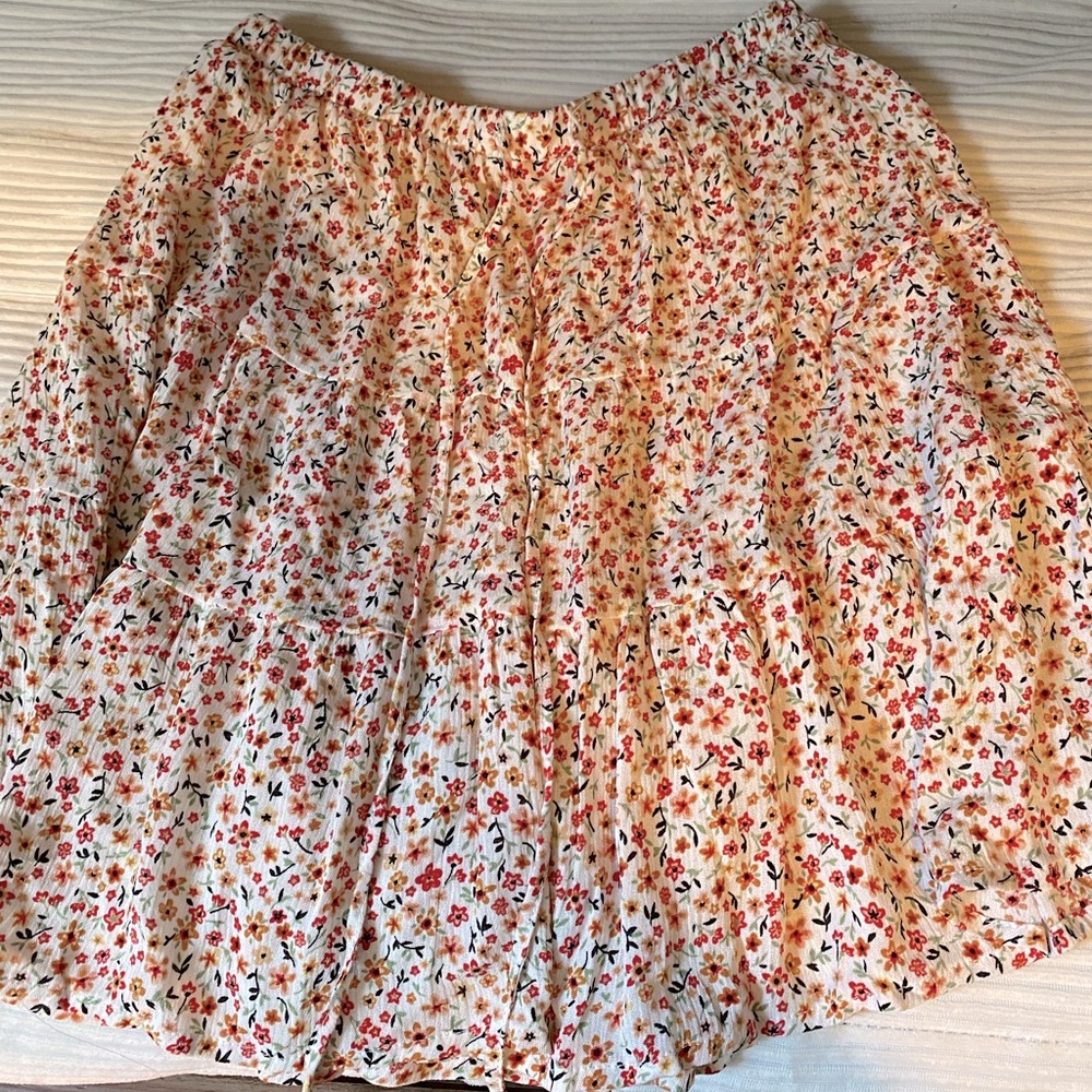 2 light pink flower skirts!! 🌸